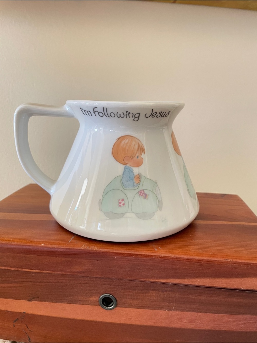 Precious Moments “I’m following Jesus” Ceramic Coffee Travel Mug 1986 Enesco